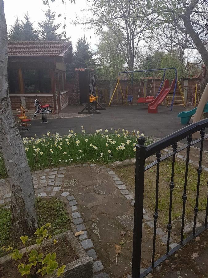 Motel Paradise Oryakhovo Esterno foto